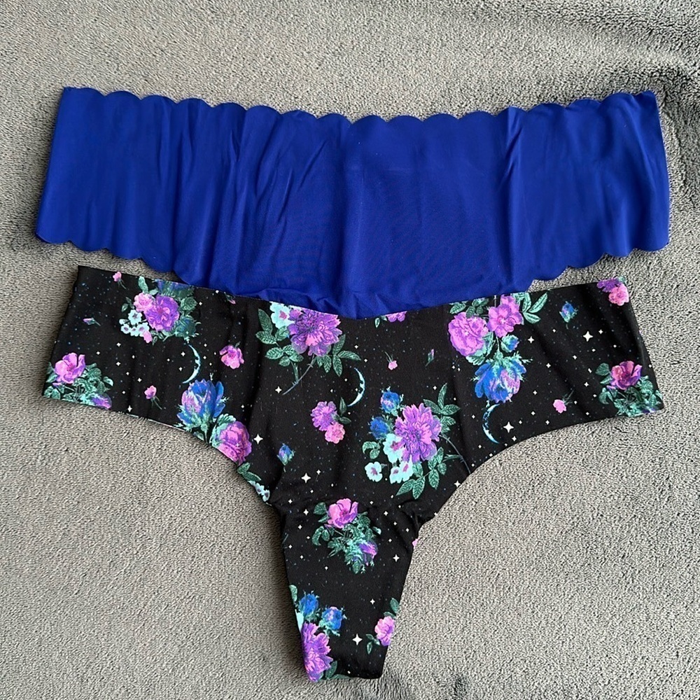 Victoria’s Secret No Show Thong Panties Bundle Size Medium NWOT